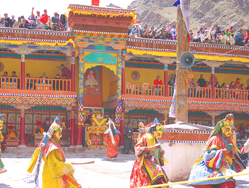 Himalayan Trips - Ladakh Tour Packages